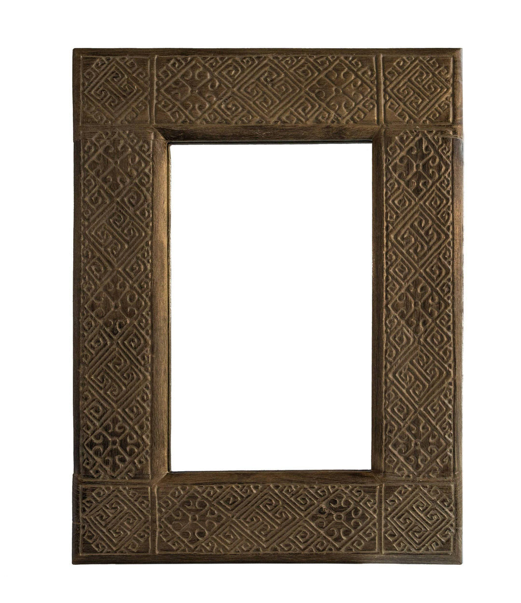 ARKA Living Small wooden carving mirror