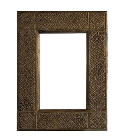 ARKA Living Small wooden carving mirror