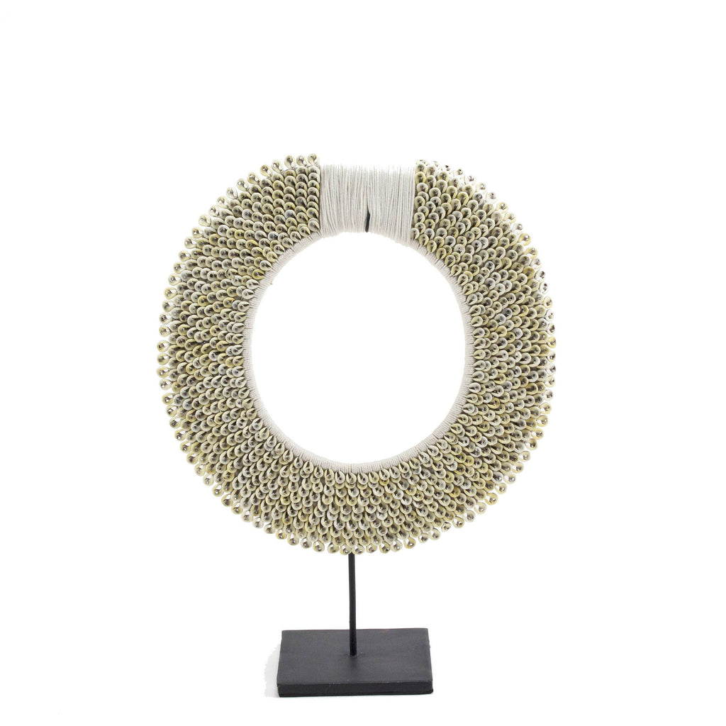 ARKA Living TRIBAL SHELL NECKLACE