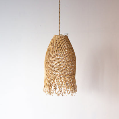 Handwoven Rattan Vertical Pendant Light | Simple and Natural Lamp