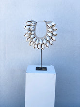 Load image into Gallery viewer, Large Atlantis Ovula Tribal Shell Necklace on Metal Stand
