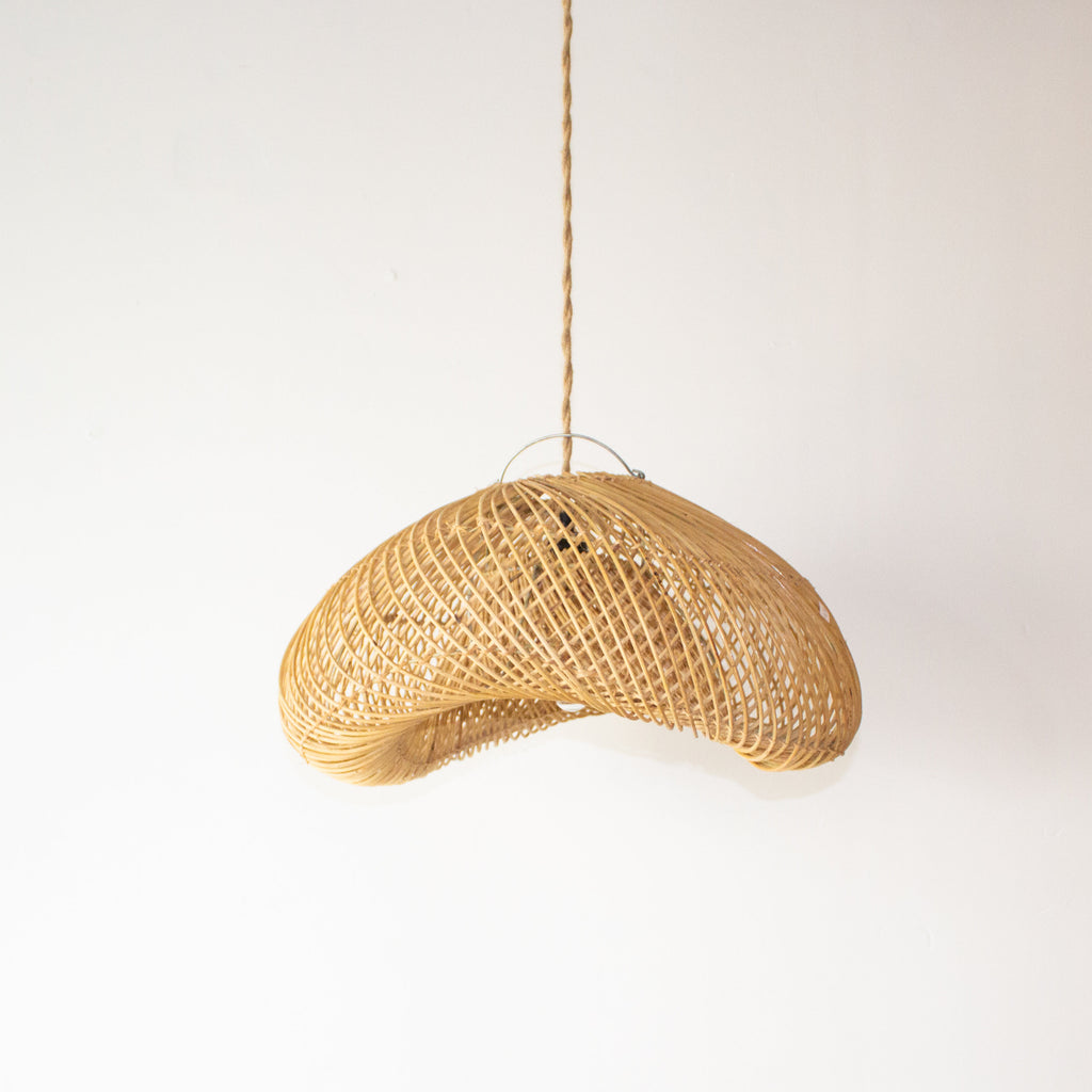 Handwoven Rattan Shell Pendant Light | Simple and Natural Lamp Boho