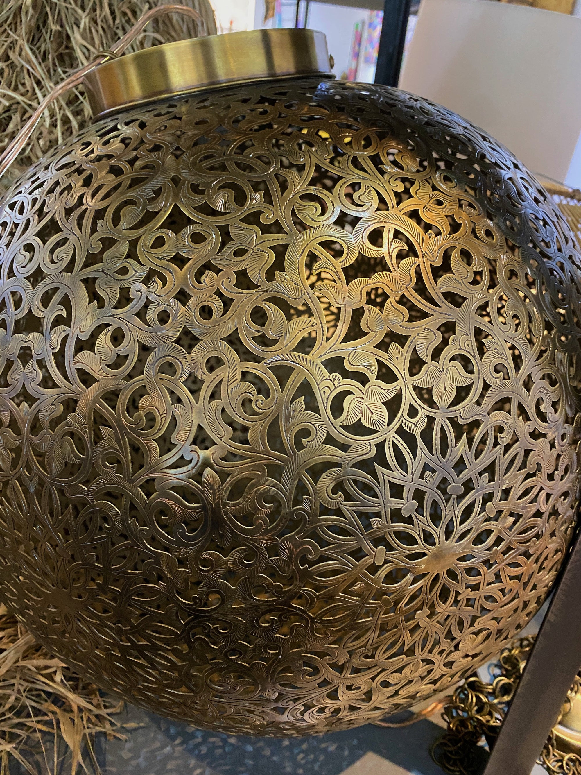 Bronze Hand Carved Pendant Lamp