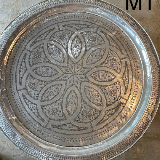 Vintage  about 1970 Large moroccan tray table aluminum 34